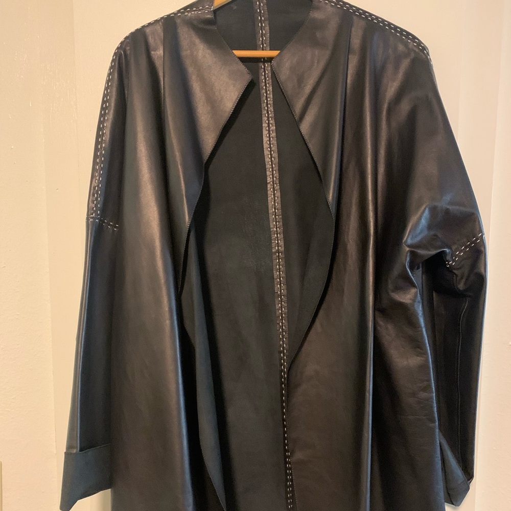 Women’s dark brown leather jacket
